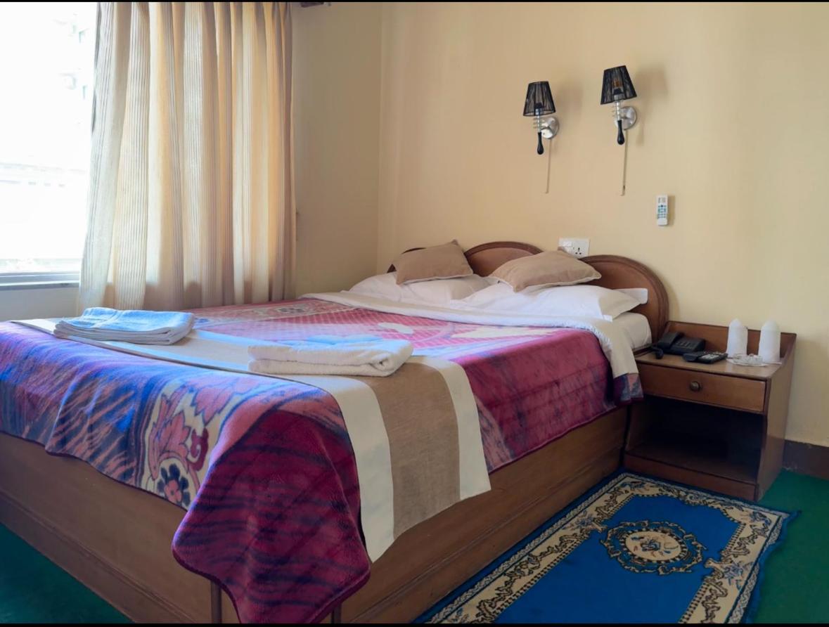 Green Tara Hotel Pokhara Zewnętrze zdjęcie