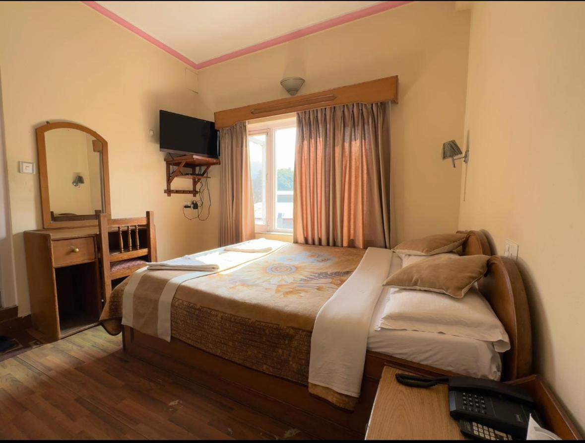 Green Tara Hotel Pokhara Zewnętrze zdjęcie
