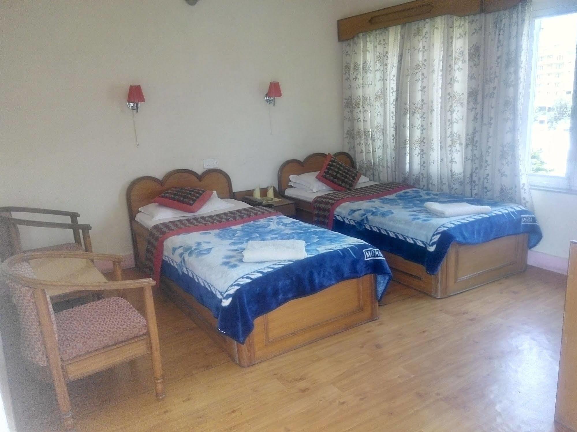 Green Tara Hotel Pokhara Zewnętrze zdjęcie